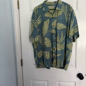 Tommy Bahama silk Hawaiian shirt size xl